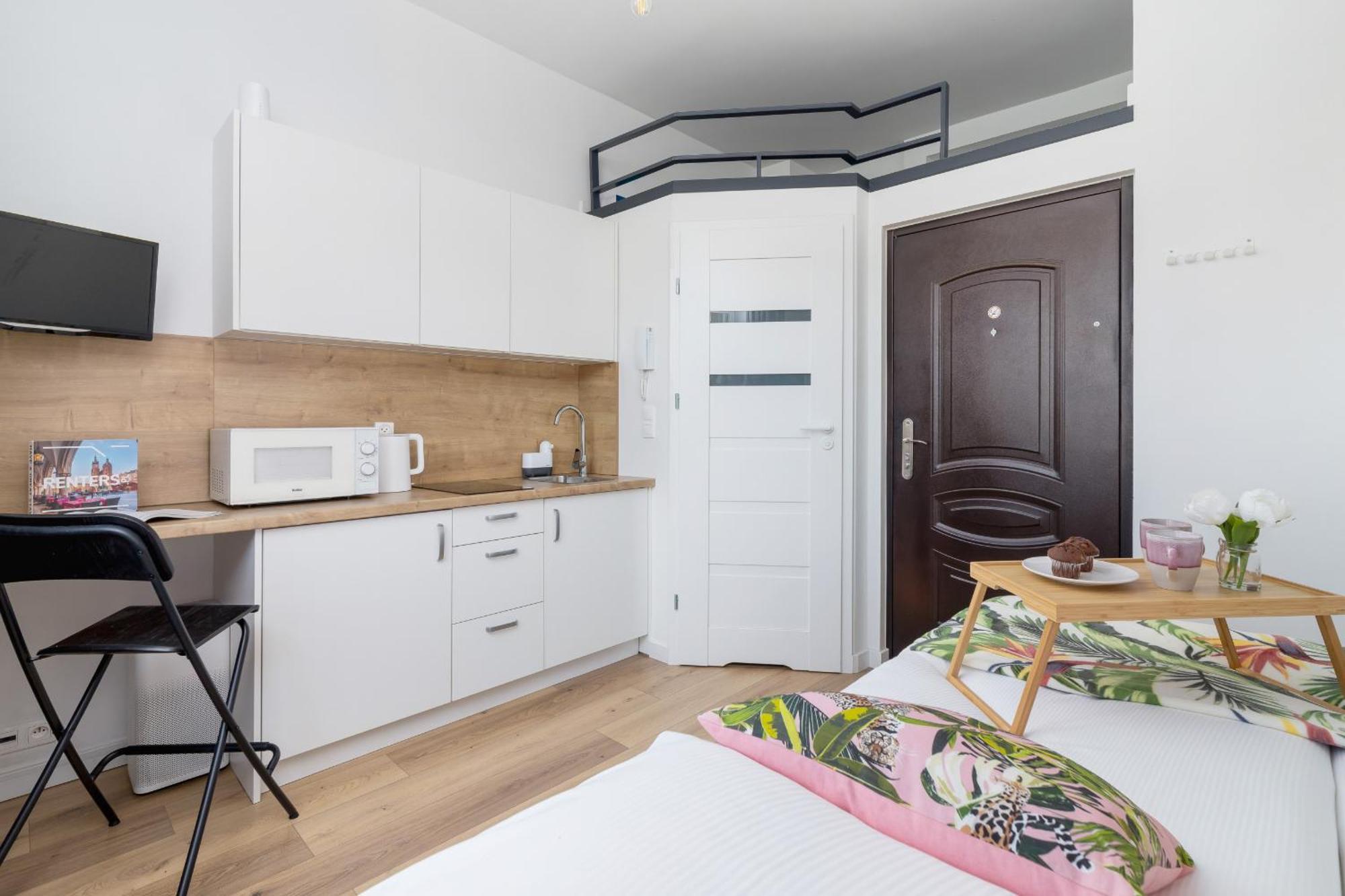 Solna Studio Cracow By Renters Apartment *